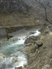 峨々温泉の横を流れる川