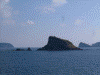 島前から島後へ向かう途中の島影(6)/小森島