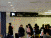 長蛇の列が出来ている大阪空港１４番ゲート