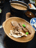 蔦温泉の夕食(5)/十和田牛の陶板焼き