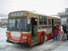 志張温泉からのバスが鹿角花輪駅に到着