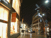 元町商店街(1)/元町・中華街駅近くの入口。左はブルックスブラザース横浜元町