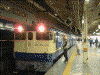 「あさかぜ」東京駅１０番ホームに入線