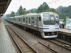 北鎌倉に到着する横須賀線の電車