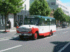小樽を走るユニークなバス/ボンネットバス