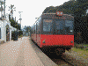 銚子行き電車1002号が犬吠駅に到着