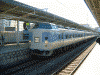 189系 団体列車が到着/成田駅