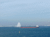 海ほたる(12)／風の塔と貨物船