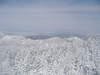 快晴の樹氷観光(6)／蔵王ロープウェイ山頂線からの眺め