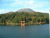 海賊船からの芦ノ湖周辺の眺め(6)／箱根神社，駒ヶ岳