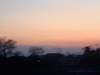 スペーシアの車窓から眺める夕焼けと富士山のシルエット