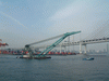マリーンルージュからの眺め(24)／横浜ベイブリッジとクレーン船