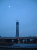 夜桜観光船からの眺め(2)／東京スカイツリーと月