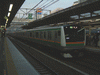 東海道線 E233系3000番台 普通 熱海行き(1)／横浜駅