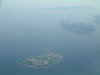 五島福江行き飛行機からの眺め(8)／下は池島、真ん中は松島、右上は西彼杵半島、左上は御床島、蠣浦島、大島、寺島