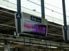 新横浜駅3番ホームの乗車位置案内