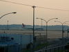 芝山千代田駅から眺める成田空港の飛行機(1)