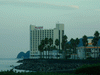 国道135号線から見えるホテルサンハトヤ(2)